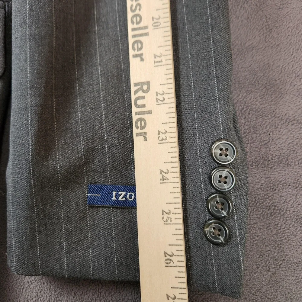 Izod Blazer Mens 44 Long Charcoal Gray Pinstripe 100%‎ Wool Woolmark Suit Jacket